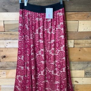 LulaRoe Lucy Skirt NWT